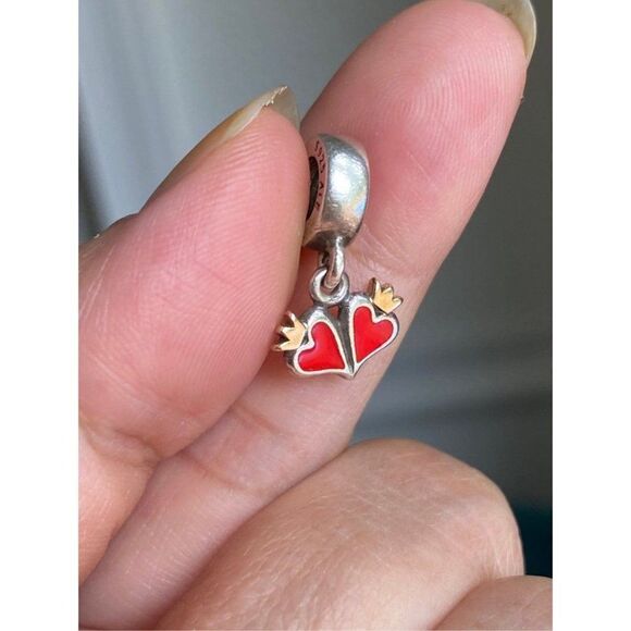 Pandora Two-Tone Hearts & Crown Charm - Picture 4 of 4